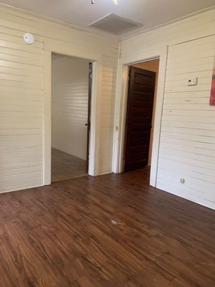 312 E Balfour Ave - Photo 4 of 11