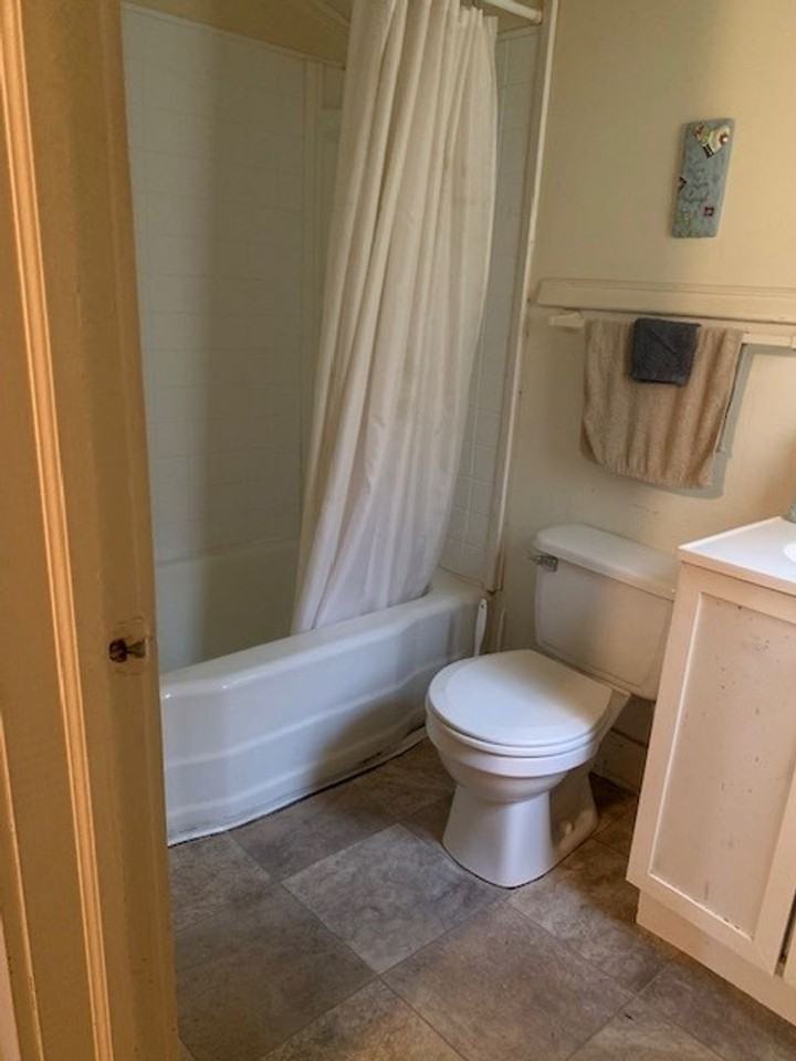 312 E Balfour Ave - Photo 6 of 11