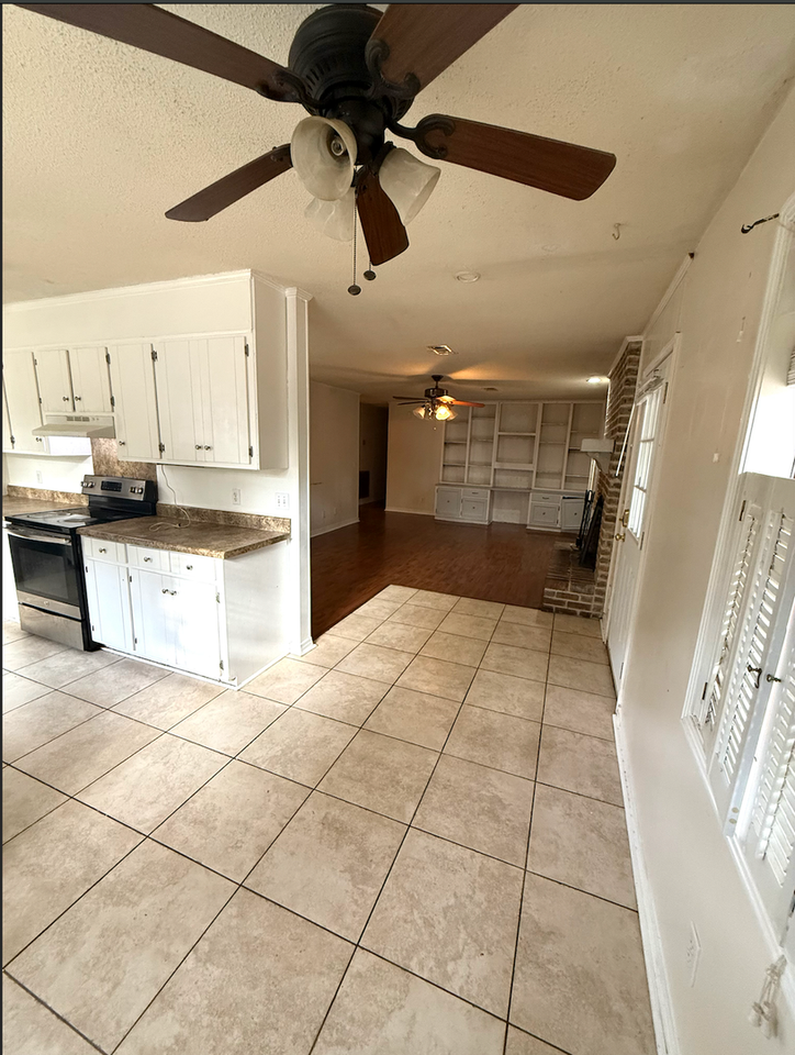 3612 Azalea Cir - Photo 6 of 17