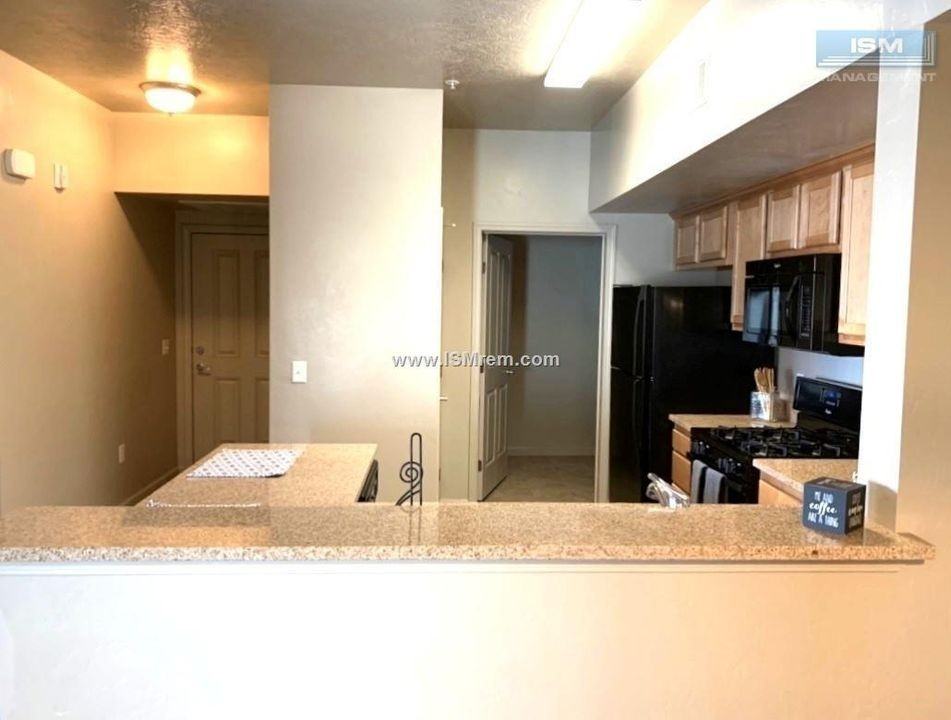 Rabbitbrush Run Apartments - Photo 7 of 19