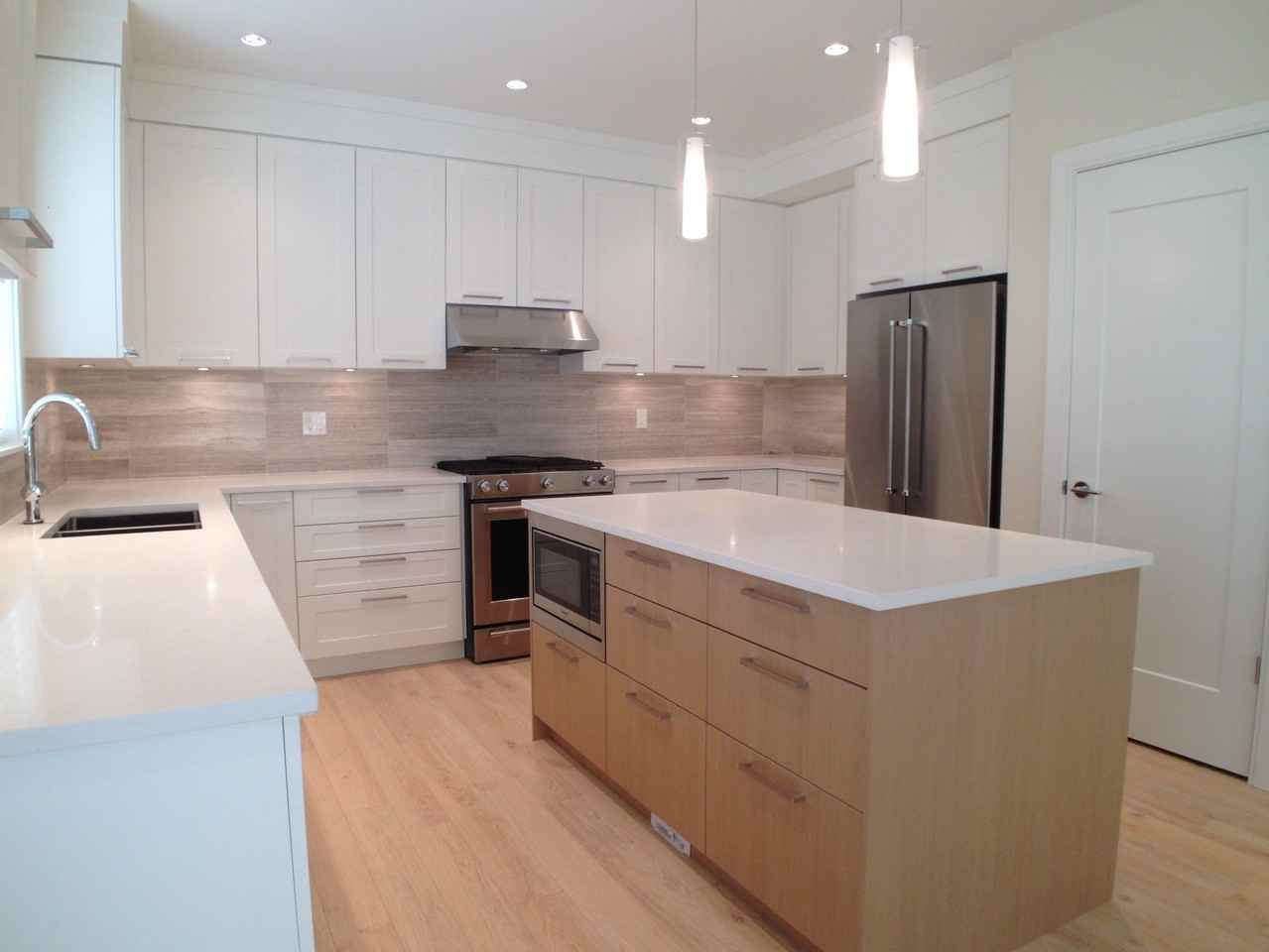 1523 129A Street - Photo 3 of 11