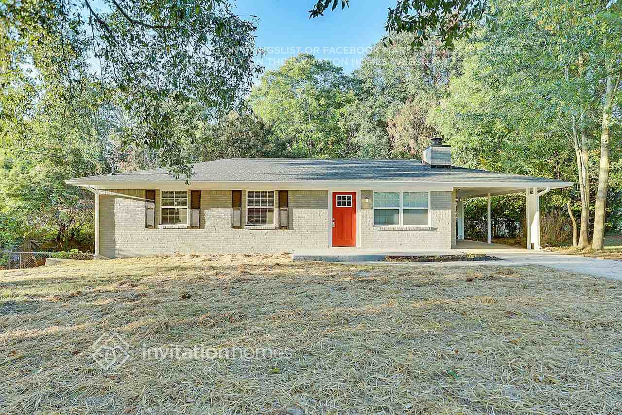 5881 Lanier Blvd - Photo 2 of 26