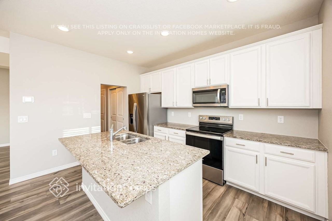 11207 House Finch Ln - Photo 7 of 18