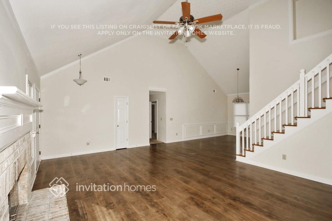 3505 Foxworth Trl - Photo 2 of 15