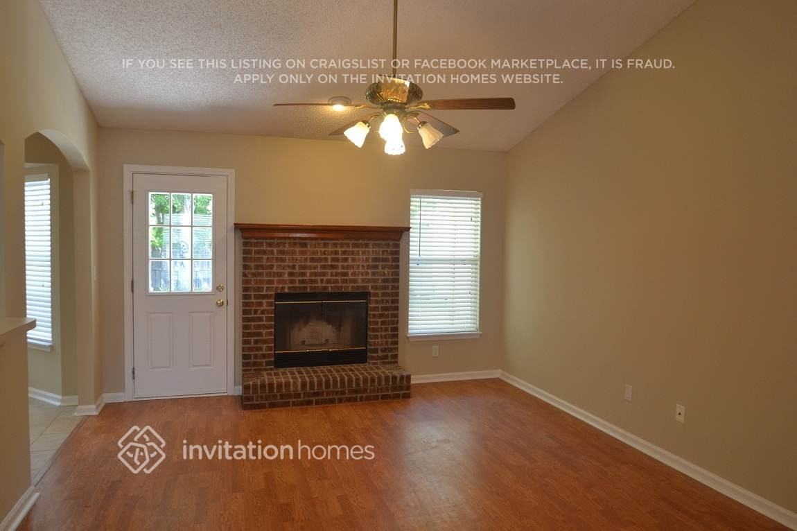 2752 Apollo Ct - Photo 2 of 15