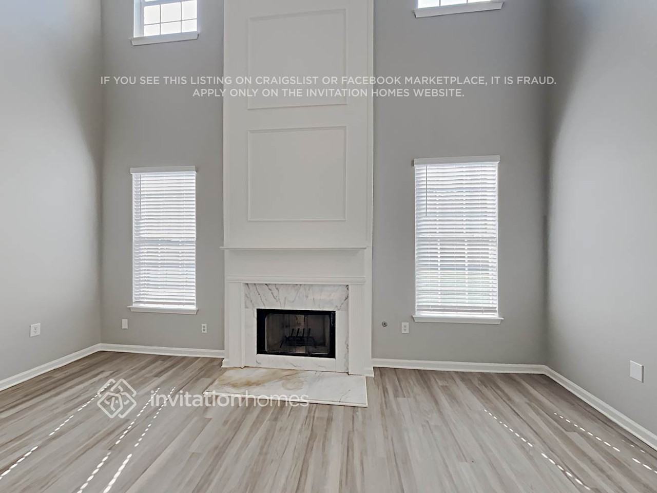 1301 Cochran Xing - Photo 5 of 17