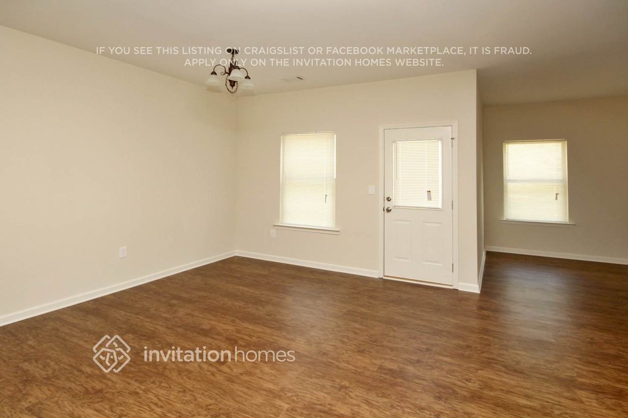 702 Rock Hill Pkwy - Photo 6 of 16