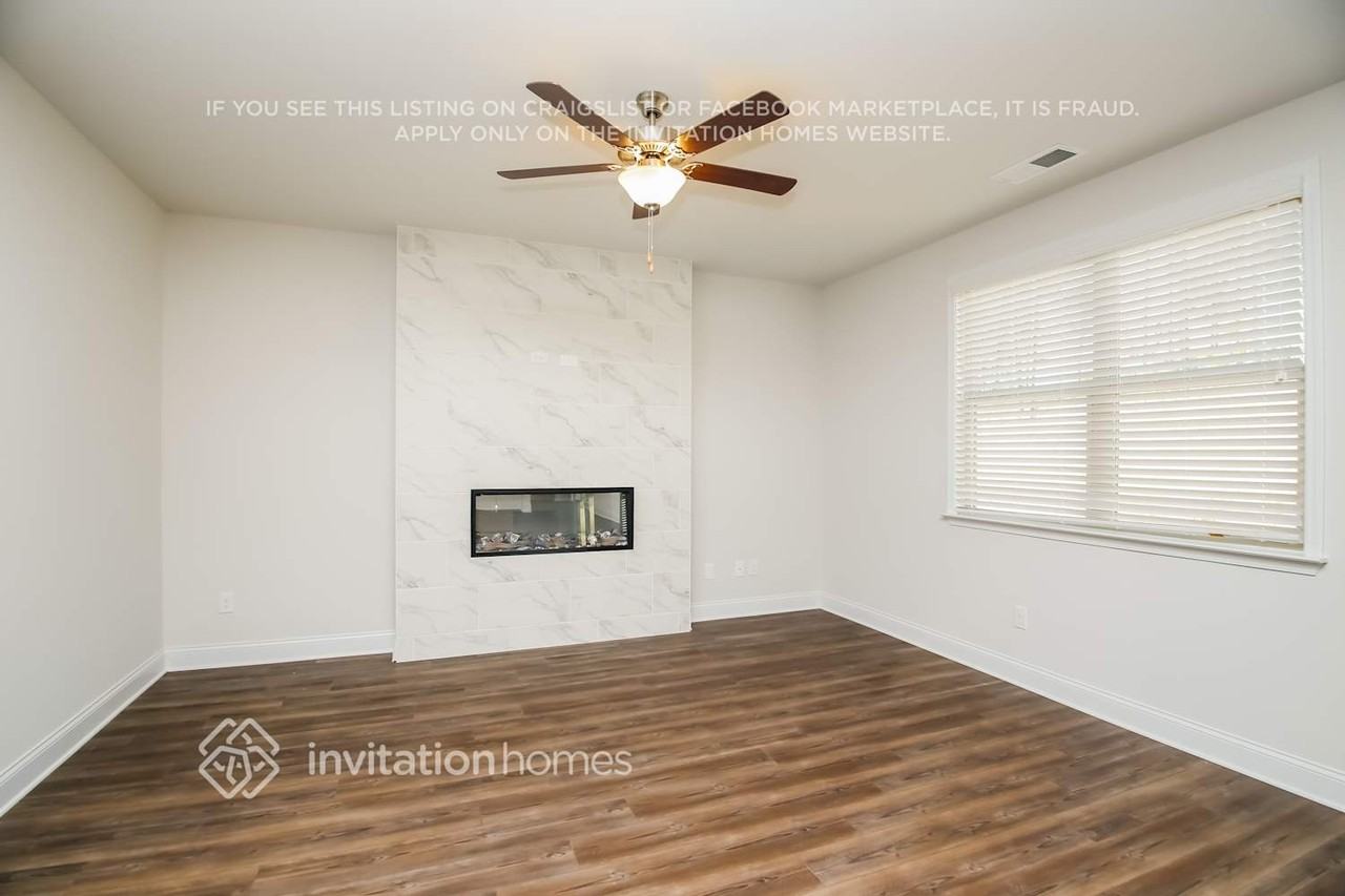 420 Leyland Xing #212 - Photo 2 of 16