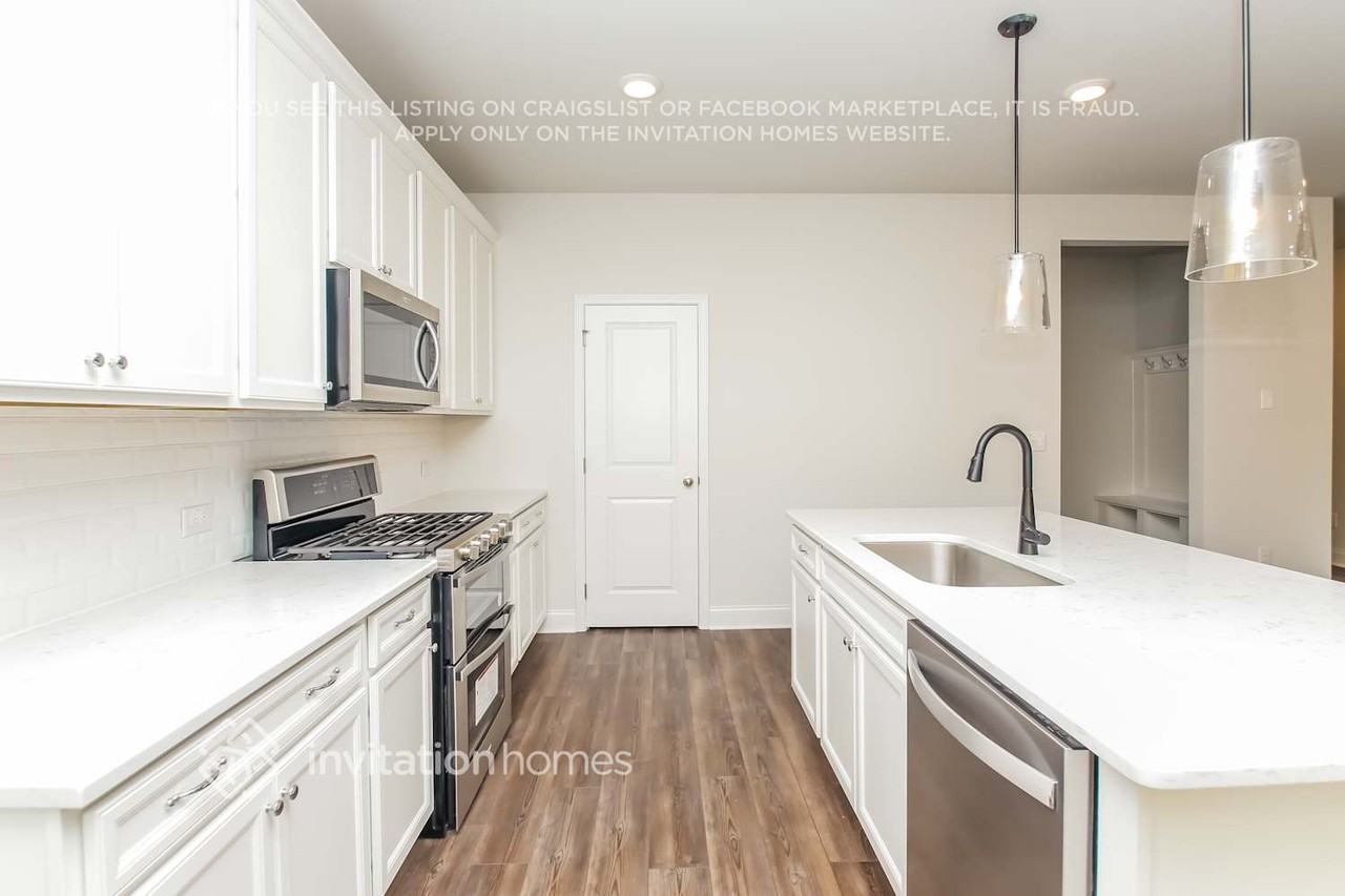 420 Leyland Xing #212 - Photo 4 of 16