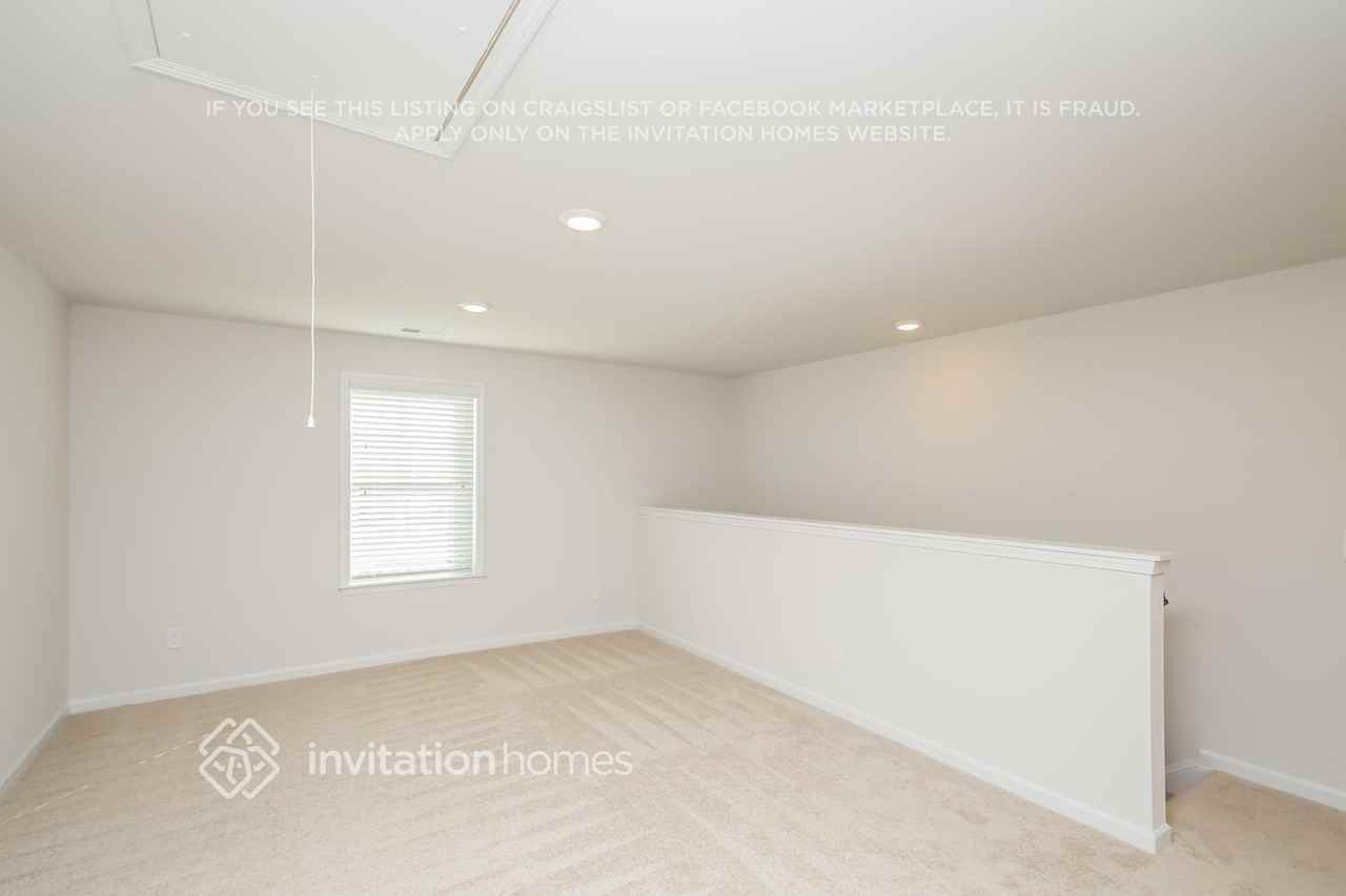 420 Leyland Xing #212 - Photo 5 of 16