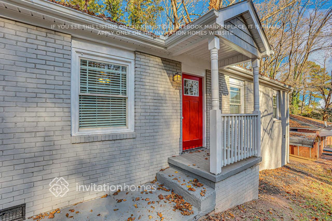 300 Banberry Dr Se - Photo 5 of 26