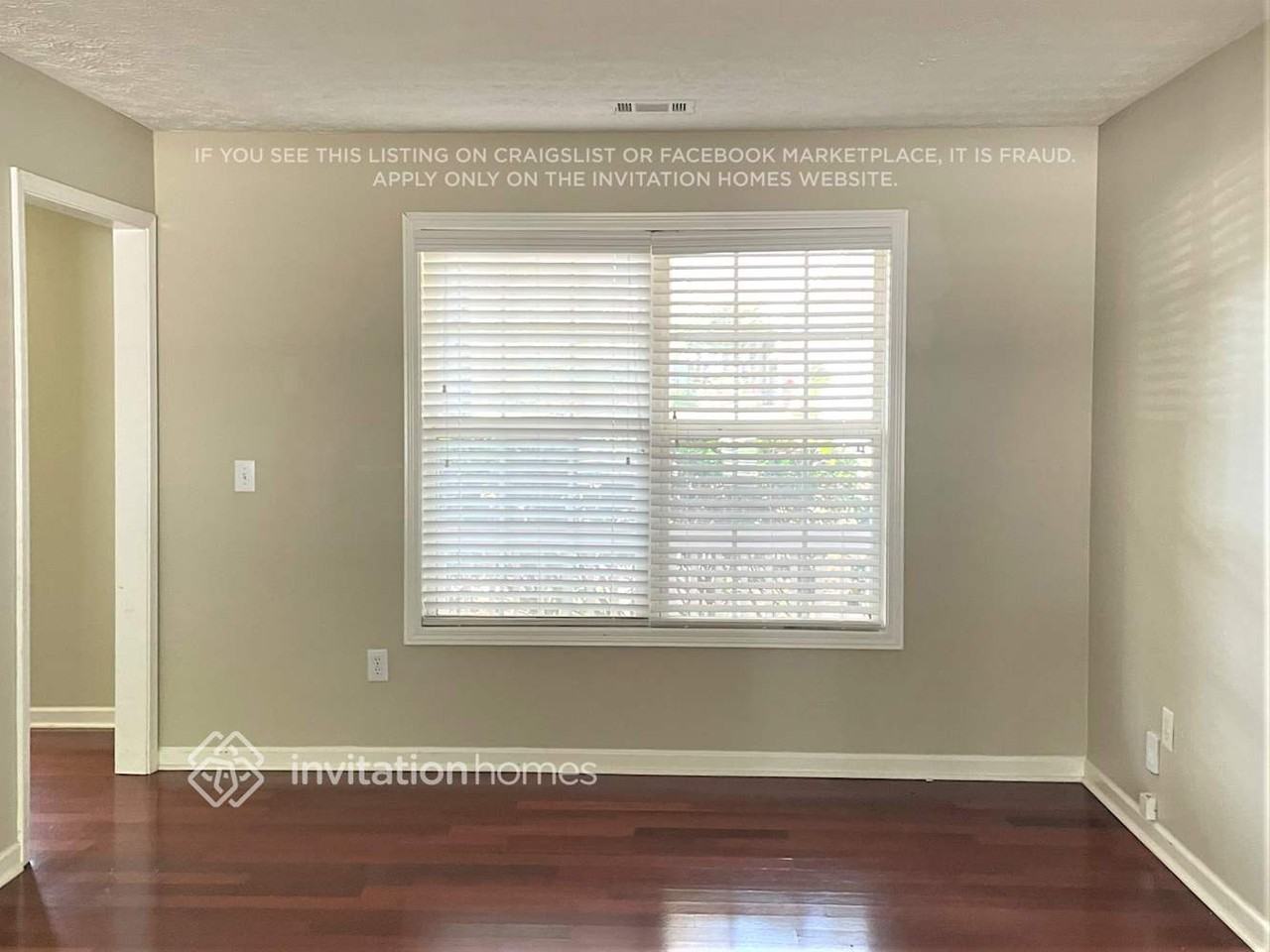 3444 Pleasant View Cir - Photo 2 of 10