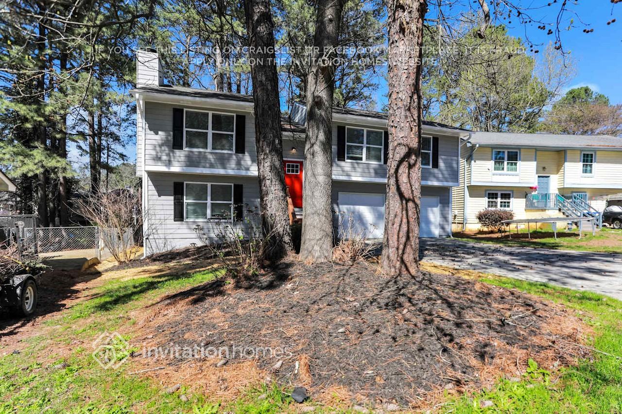 3691 Woodington Pl - Photo 3 of 27