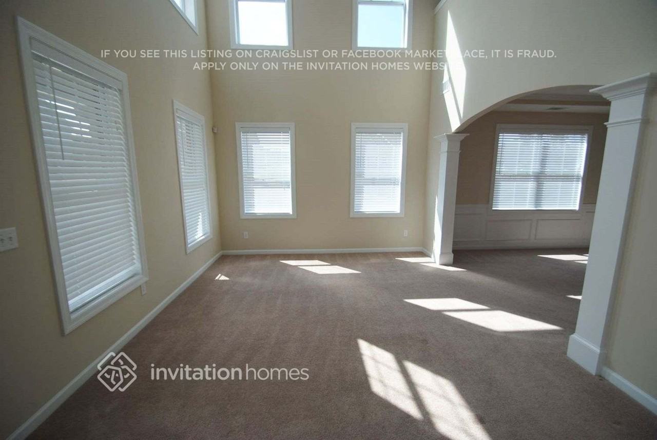 2604 Bluestone Dr Sw - Photo 4 of 15