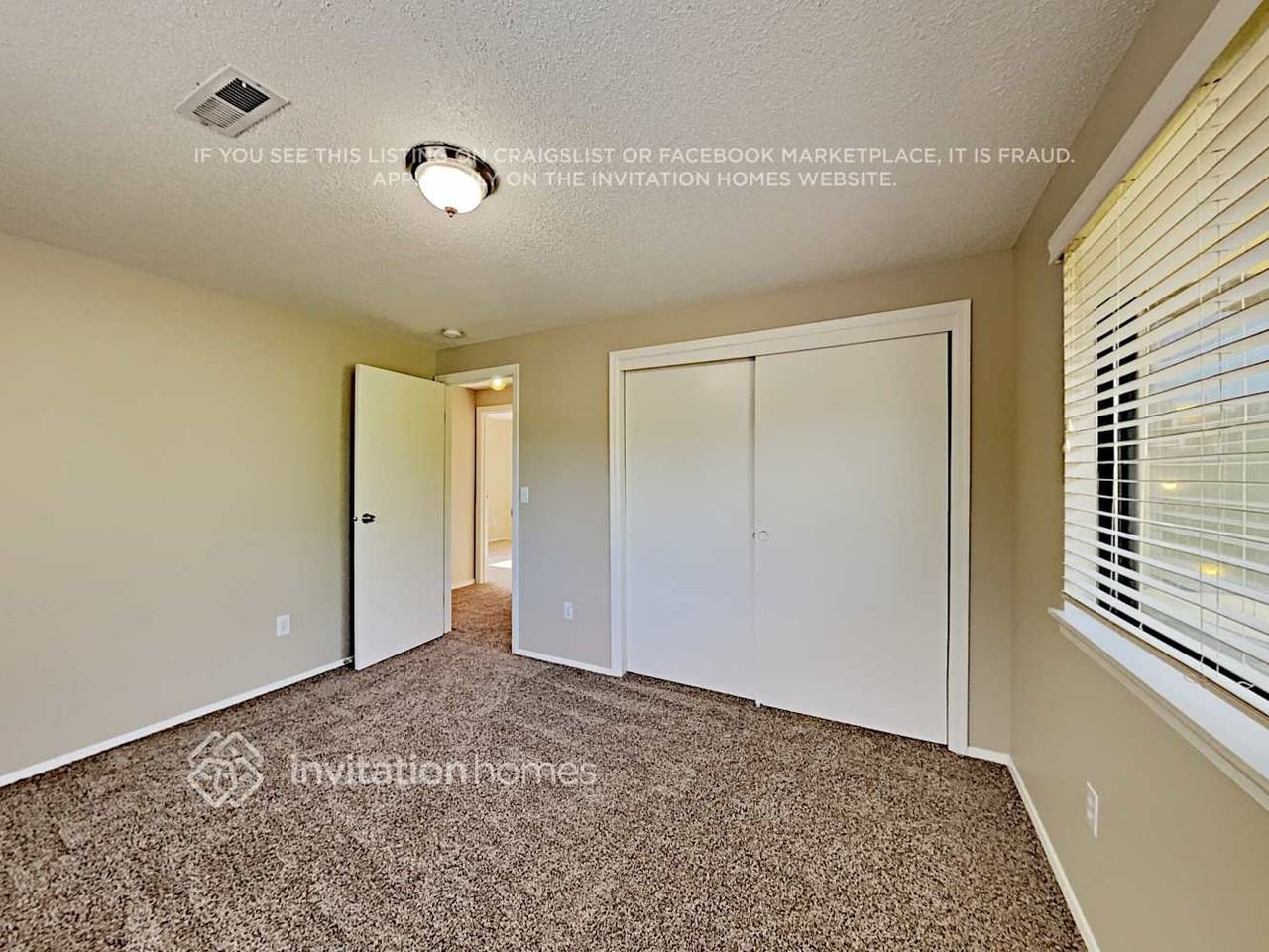 8102 64th Street Ct W - Photo 6 of 8