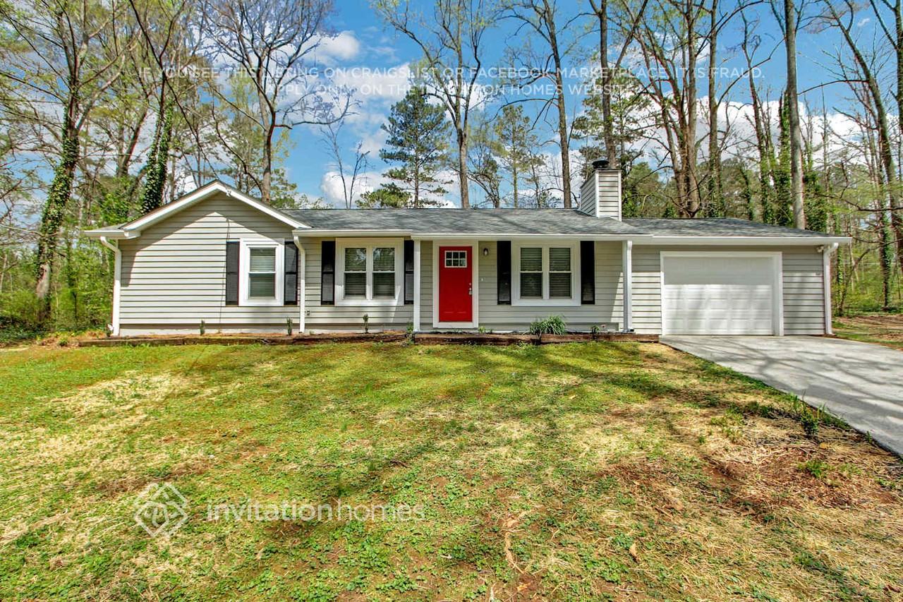 478 Benton Ct - Photo 2 of 26