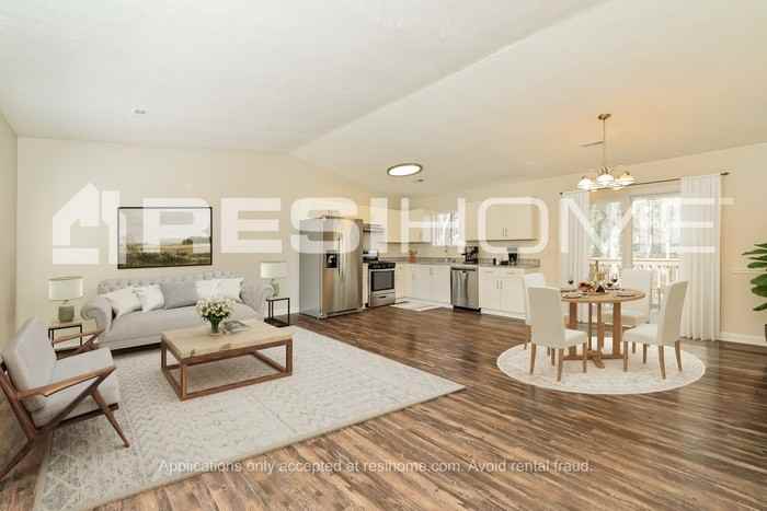 3846 Day Trail Ct - Photo 5 of 20