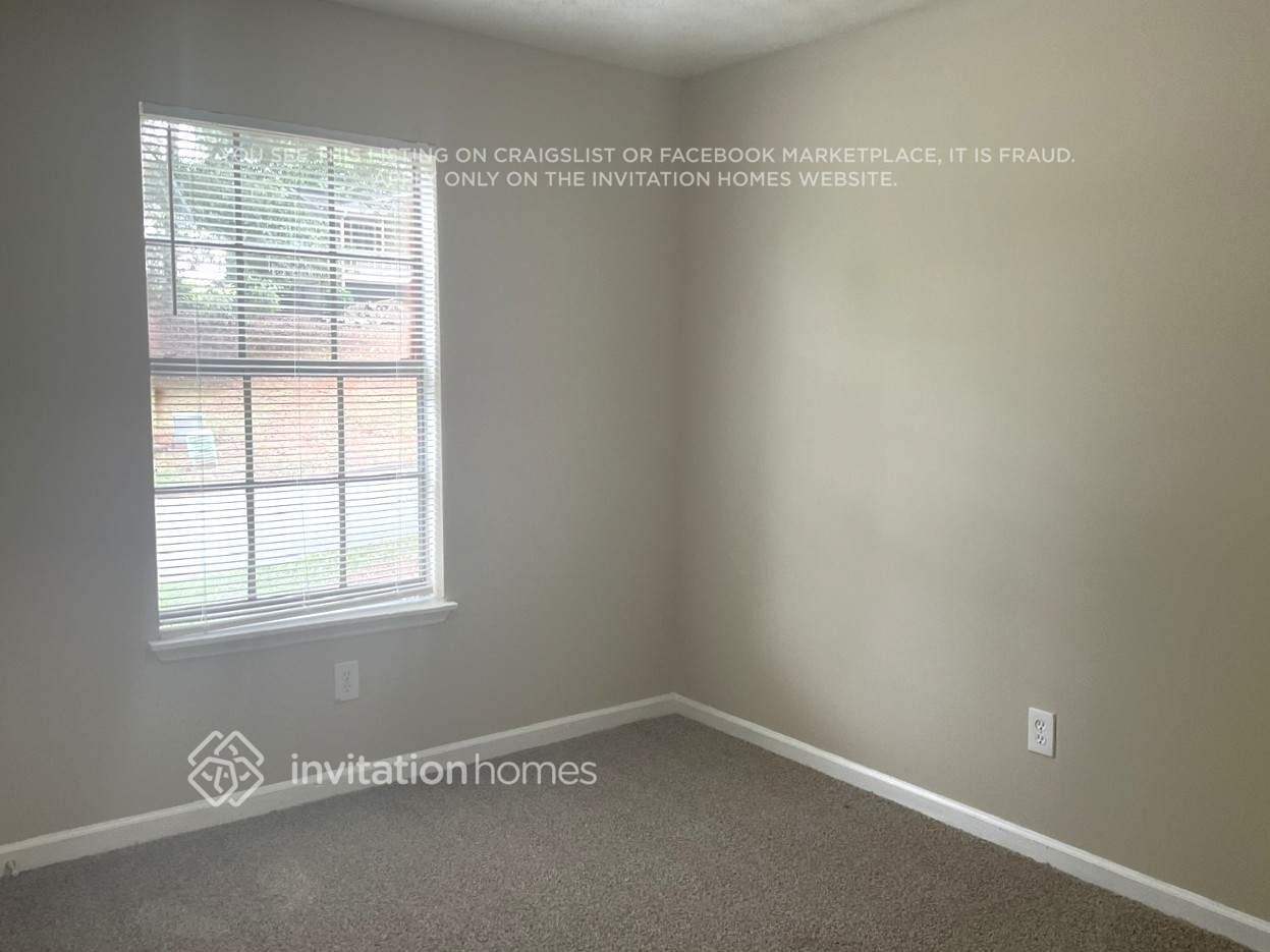 5469 Liberty Rd - Photo 4 of 9