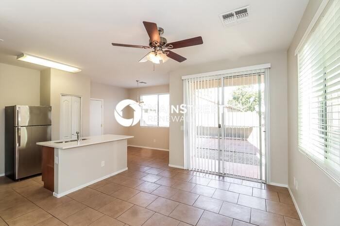 10108 W Williams St - Photo 6 of 17