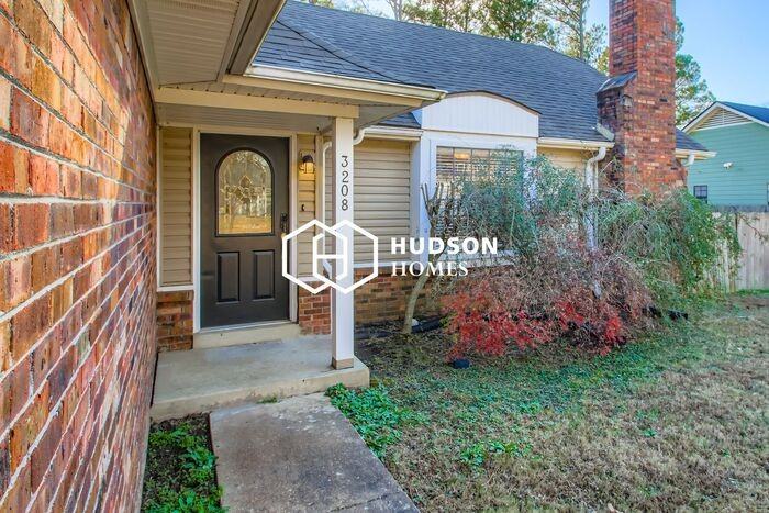 3208 Venson Dr - Photo 5 of 30