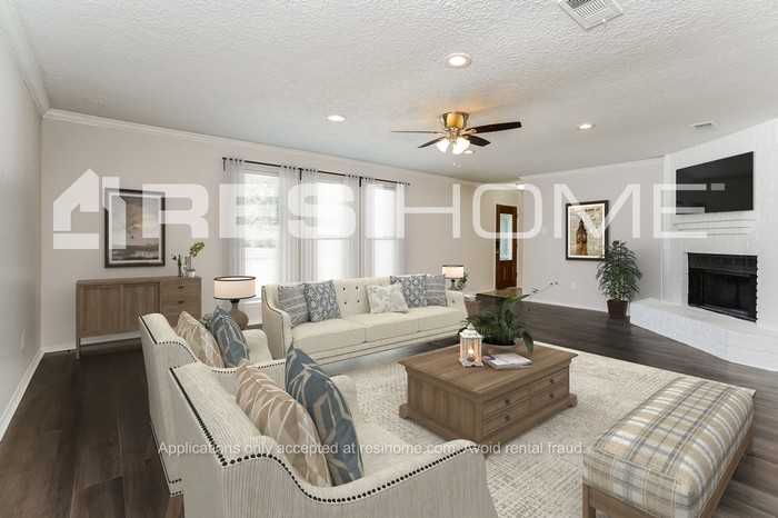 20110 Bolton Bridge Ln - Photo 5 of 17