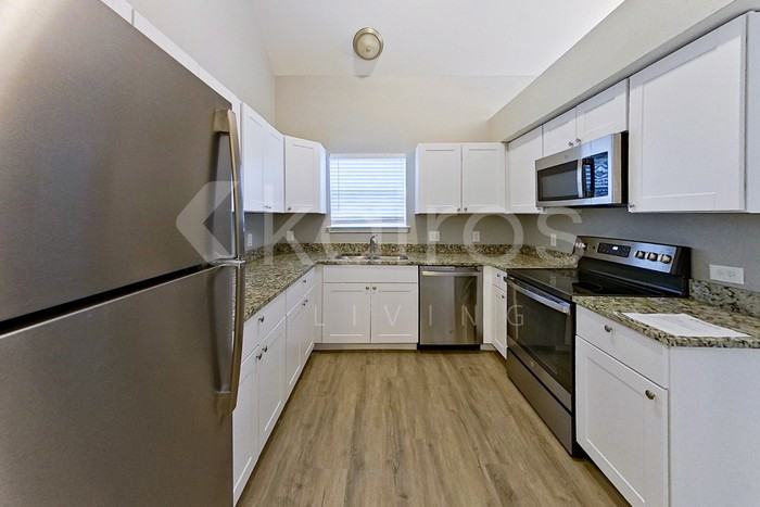 11811 Asher Ln - Photo 7 of 21