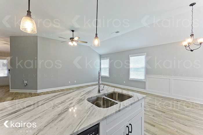 105 Allentown Ct - Photo 7 of 21