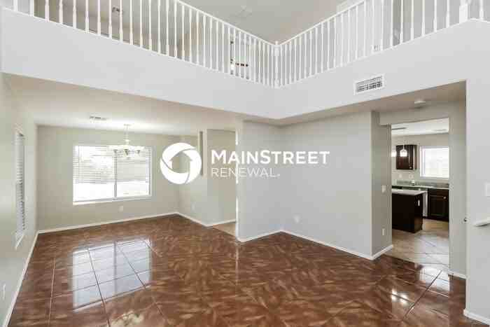 7019 S 43rd Dr - Photo 3 of 17