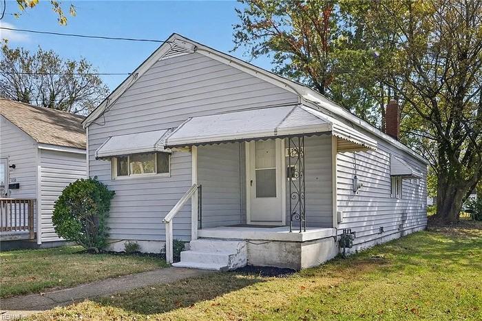 1128 43rd St - Photo 2 of 22