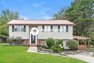 8612 Royal Oaks Dr - Photo 1 of 1