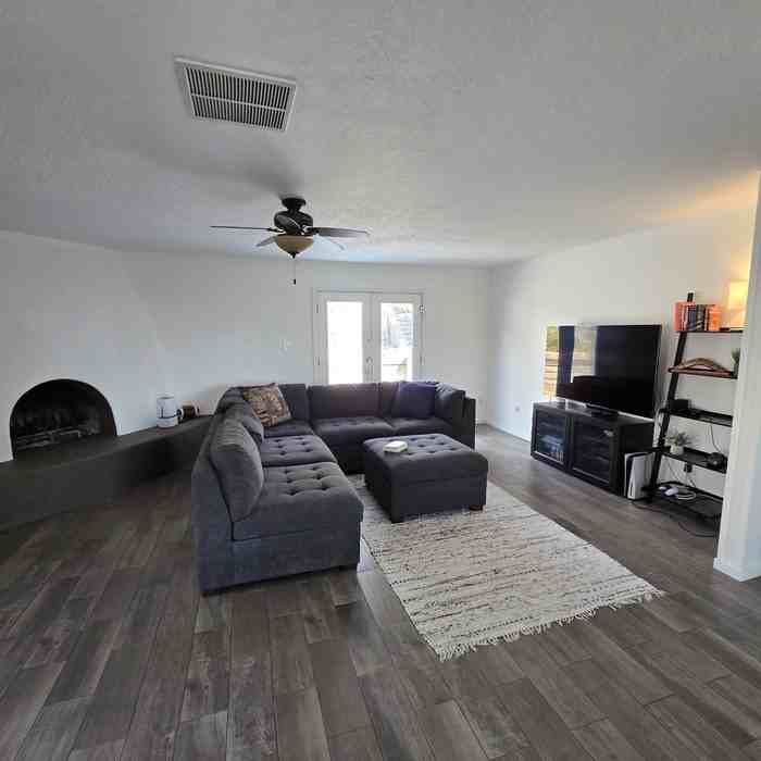 1048 Monte Largo Dr Ne - Photo 4 of 23