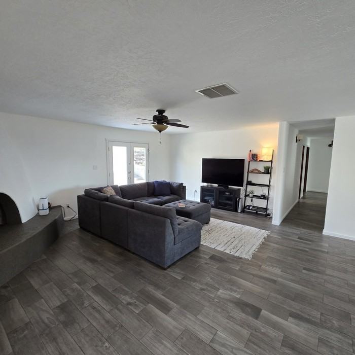 1048 Monte Largo Dr Ne - Photo 5 of 23