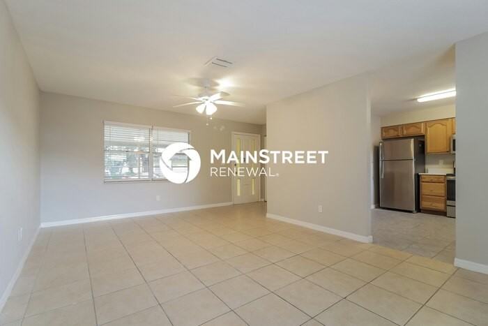 501 14th St - Photo 5 of 15