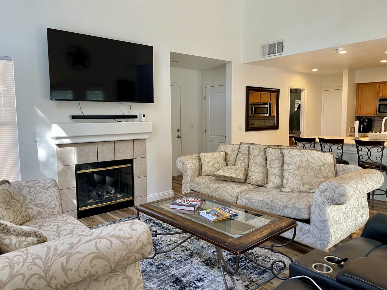 1401 Beaver Spring St #1 - Photo 2 of 21