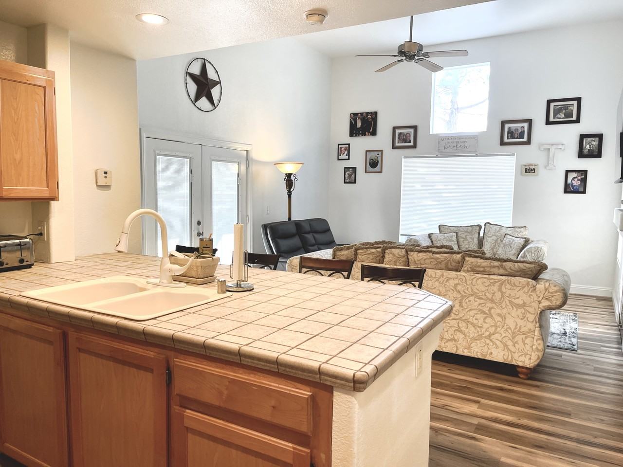 1401 Beaver Spring St #1 - Photo 5 of 21