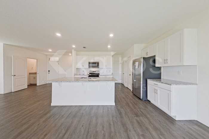 31981 Katelin Cir - Photo 7 of 35