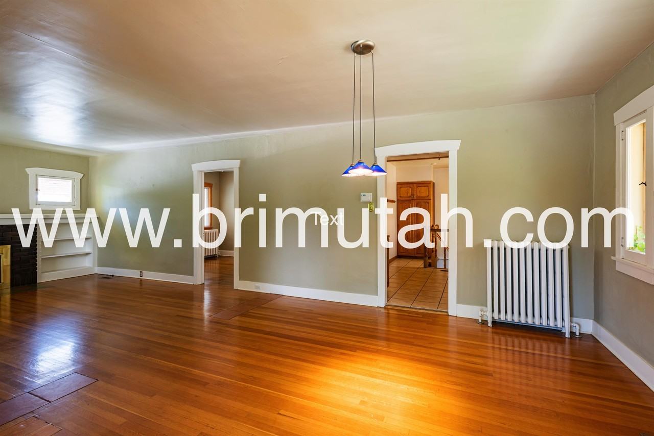 1475 E Michigan Ave #1 - Photo 5 of 27