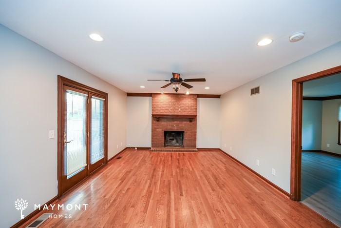 7265 Dimmick Rd - Photo 6 of 17