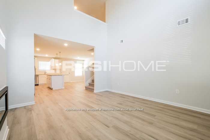 123 Deer Xing - Photo 7 of 20