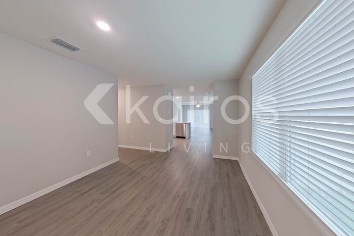 8688 Sw 43rd Ter - Photo 5 of 31