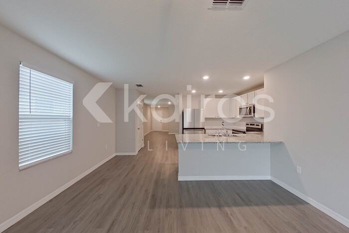 8688 Sw 43rd Ter - Photo 7 of 31