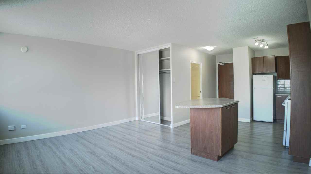 11147 Whyte Ave Nw #1203