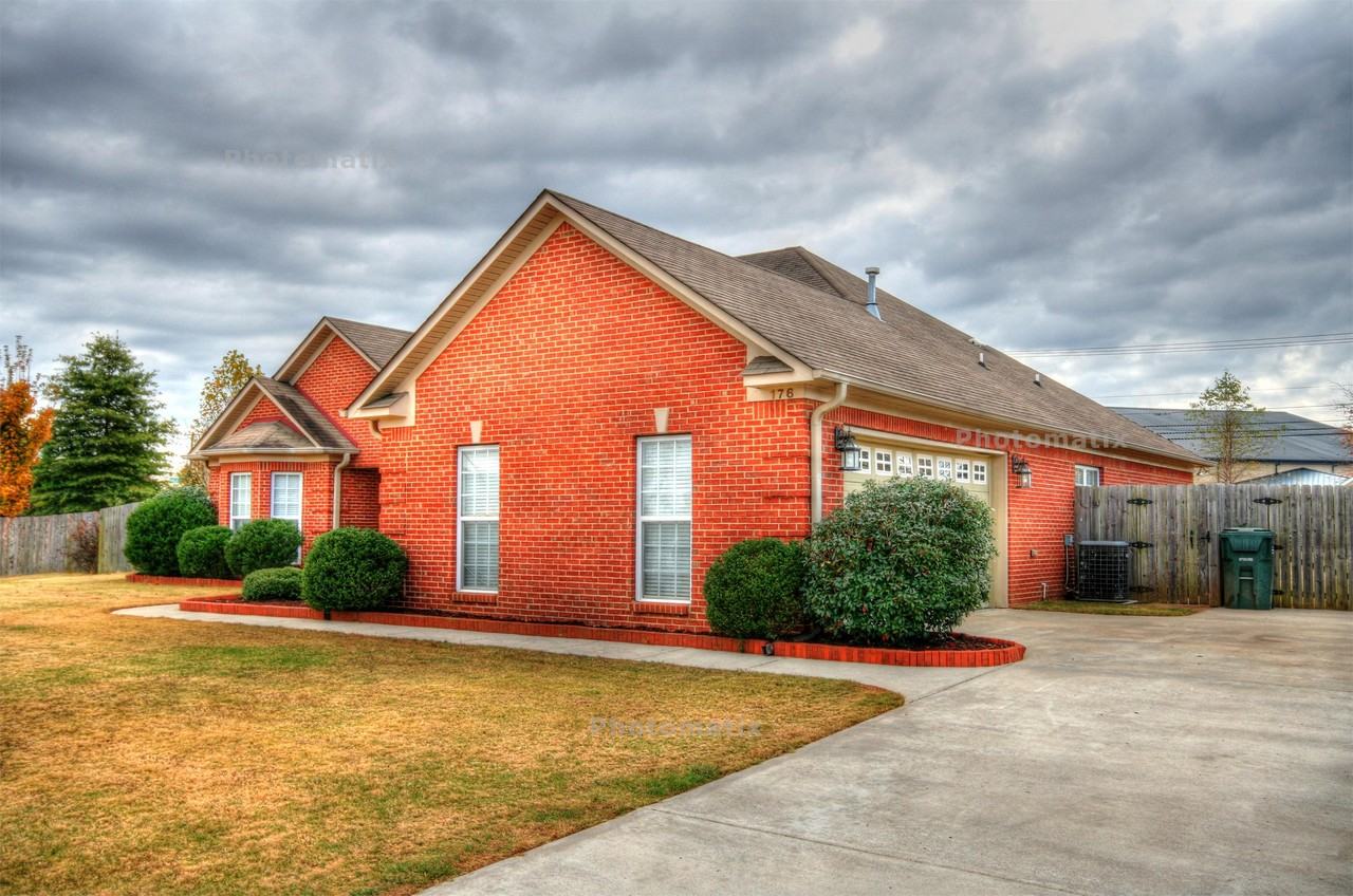 176 Timber Oak Rd #1 - Photo 2 of 30