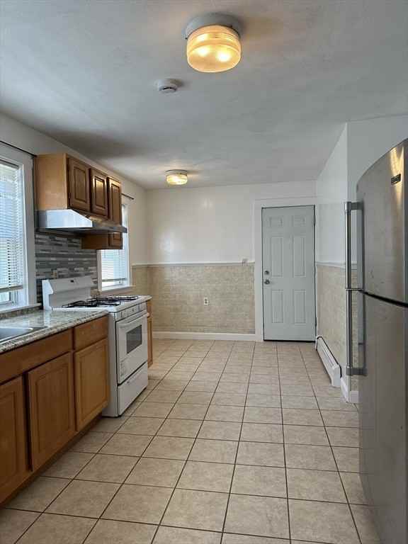 41 Flynt St #1F - Photo 3 of 18