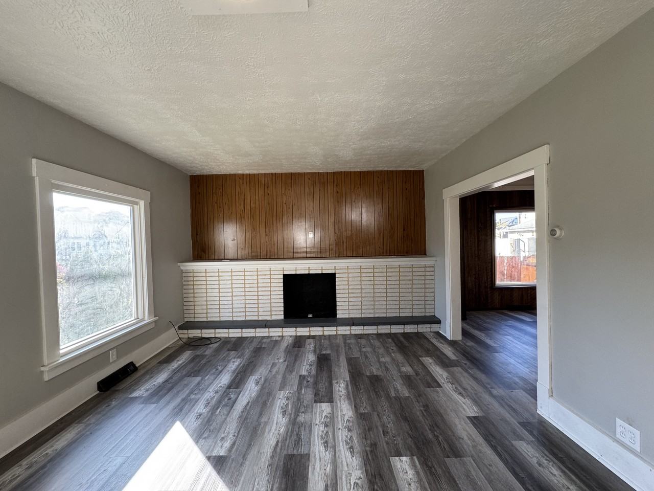 639 Maryland Ave Sw #NA - Photo 3 of 18