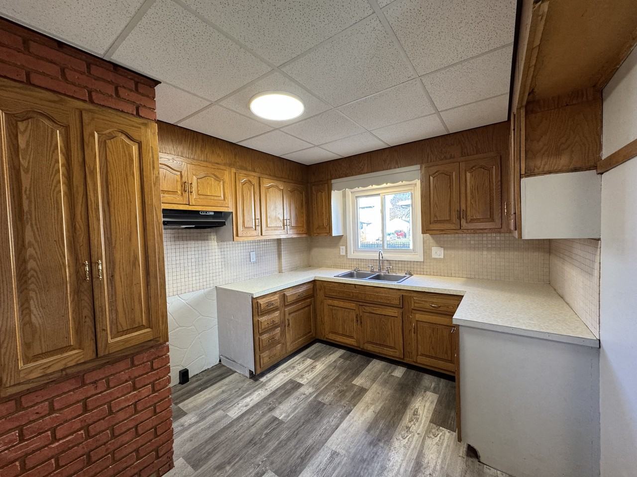 639 Maryland Ave Sw #NA - Photo 7 of 18