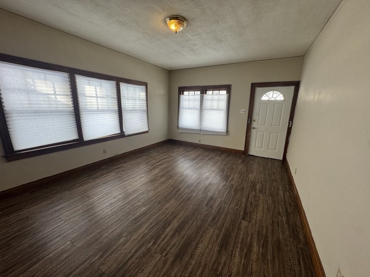 1211 Sheridan St #NA - Photo 2 of 17