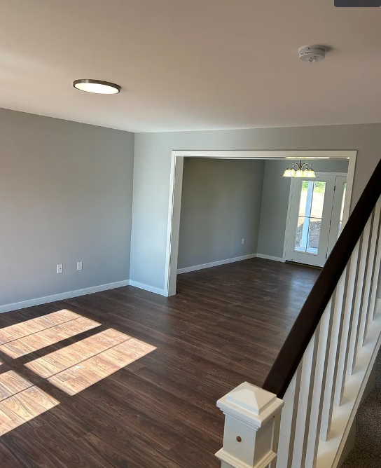 120 Hart Ln - Photo 3 of 10