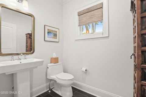 39 Woodland Dr #B - Photo 5 of 33