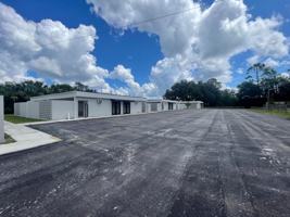 featured image of 807 S Moody Rd